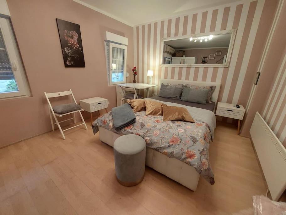 Apartment Bonjour, 5Th Floor, No Elevator ซาเกร็บ ภายนอก รูปภาพ