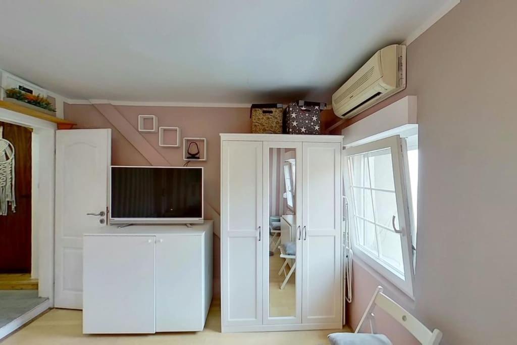Apartment Bonjour, 5Th Floor, No Elevator ซาเกร็บ ภายนอก รูปภาพ